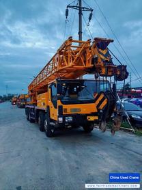 Buy XCMG 35kT Used Crane / 3 Buy XCMG 35kT Used Crane / 3